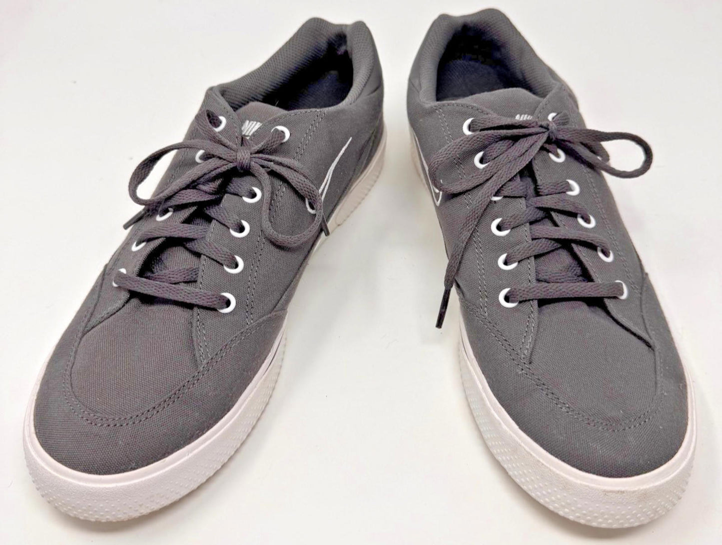 Nike Medium Ash Gray Sneakers - Lightly Worn