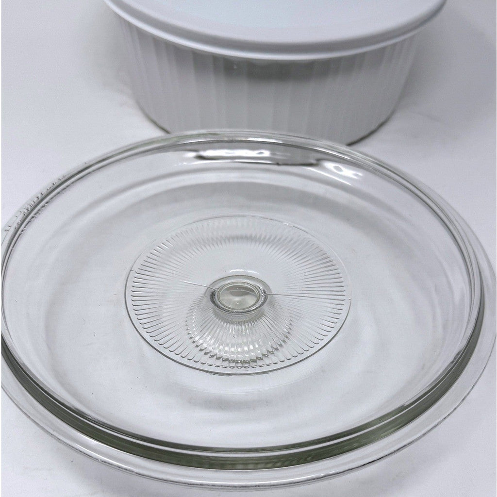 CorningWare French White 2.5 Liter Round Casserole Dish F-1-B with Glass Lid USA