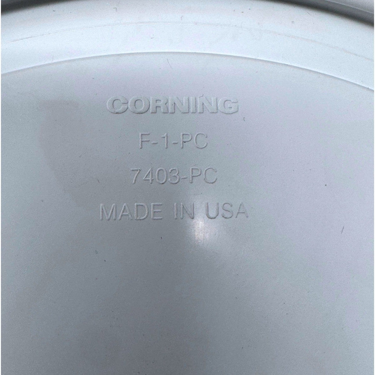 CorningWare French White 2.5 Liter Round Casserole Dish F-1-B with Glass Lid USA