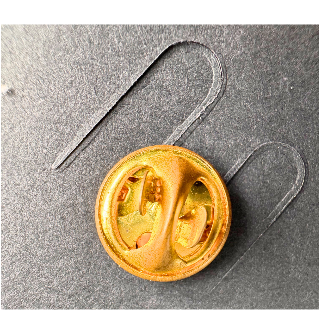 Vintage 1988 Nintendo Luigi Mario Bros Enamel Pin Super Mario - Free Shipping